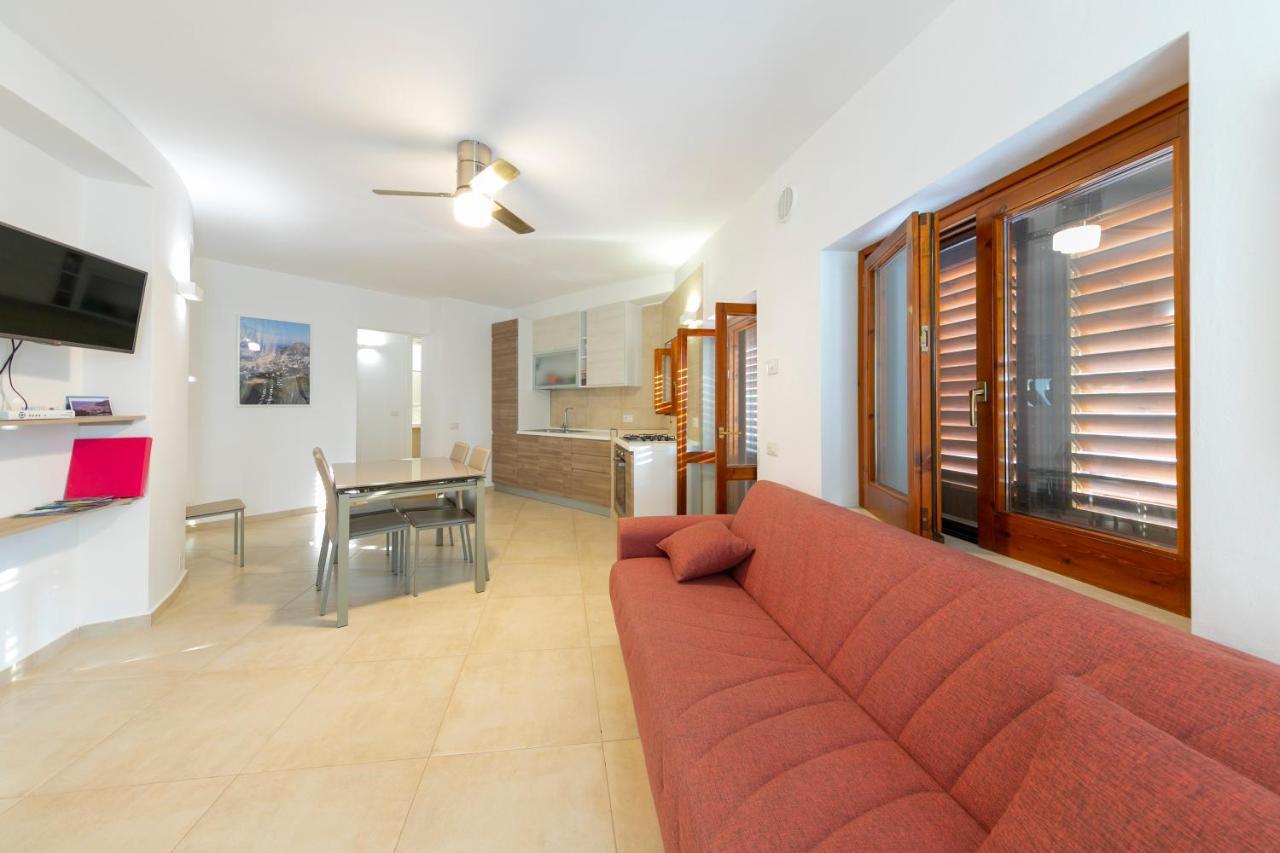 Marenetto Apartments 切法卢 外观 照片